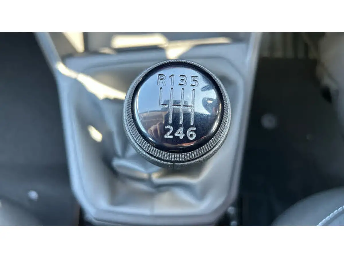 2021-dacia-sandero-stepway-10-tce-essential-90bhp-big-30