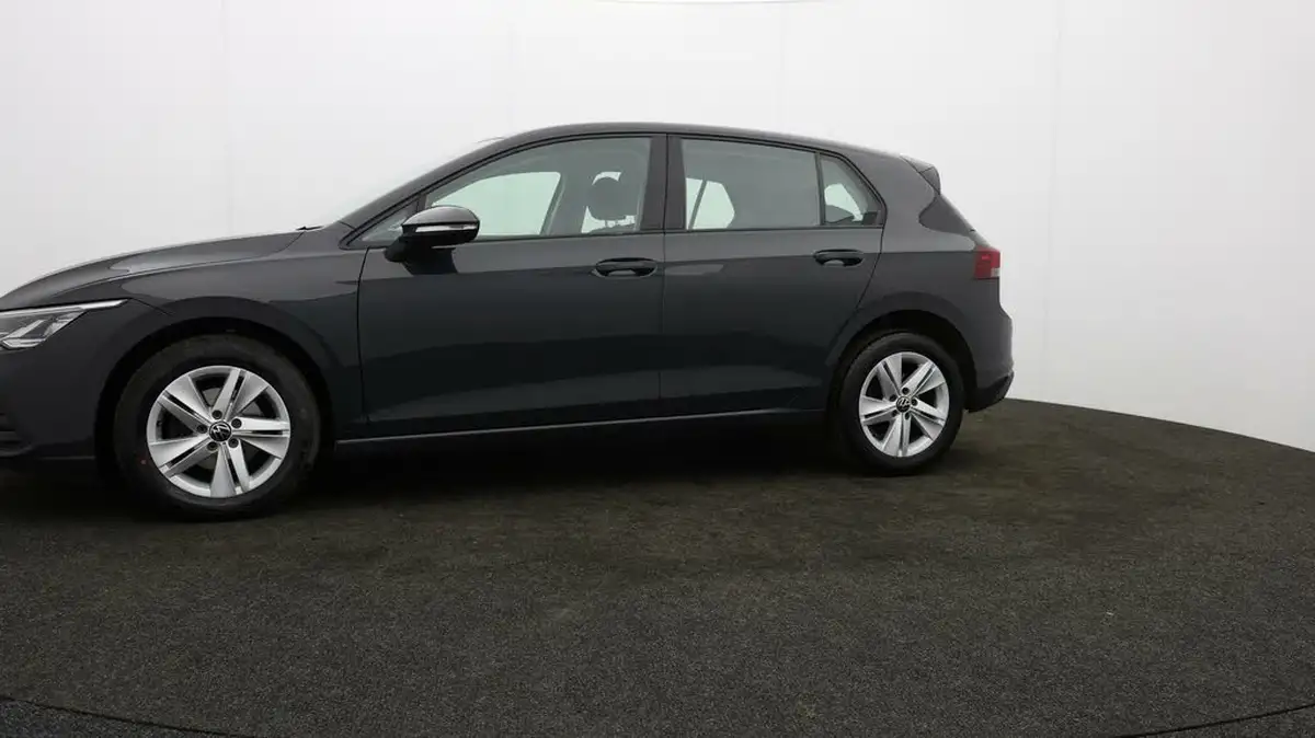 2022-volkswagen-golf-20tdi-life-hatchback-big-56