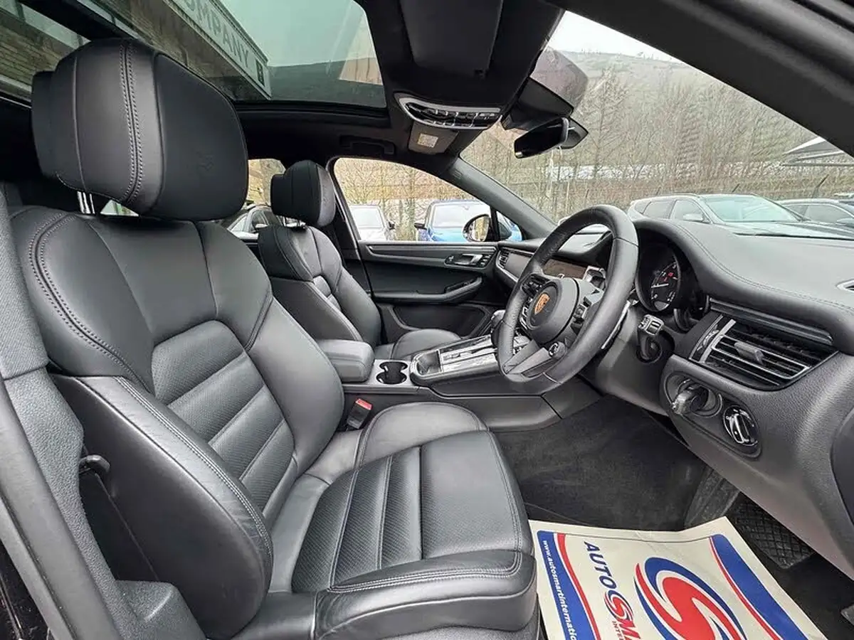 2022-porsche-macan-20-big-20