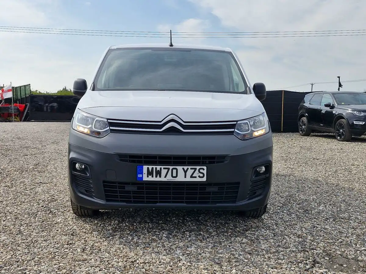 2020-citroen-berlingo-15bluehdi-1000-enterprise-100pseu6dt-e-ss-panel-big-3
