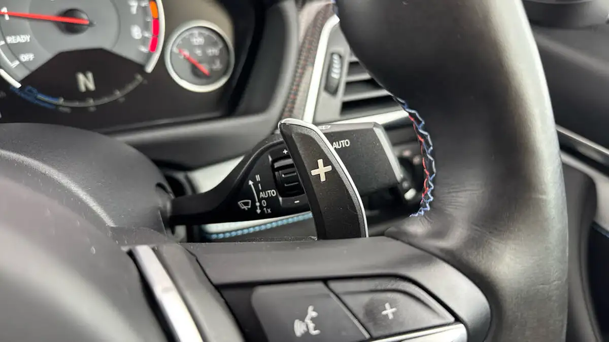 2020-bmw-4-series-30-m4-m-heritage-edition-big-32