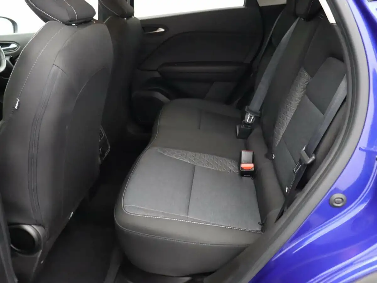 2022-renault-captur-13-tce-iconic-edition-edc-auto-big-16