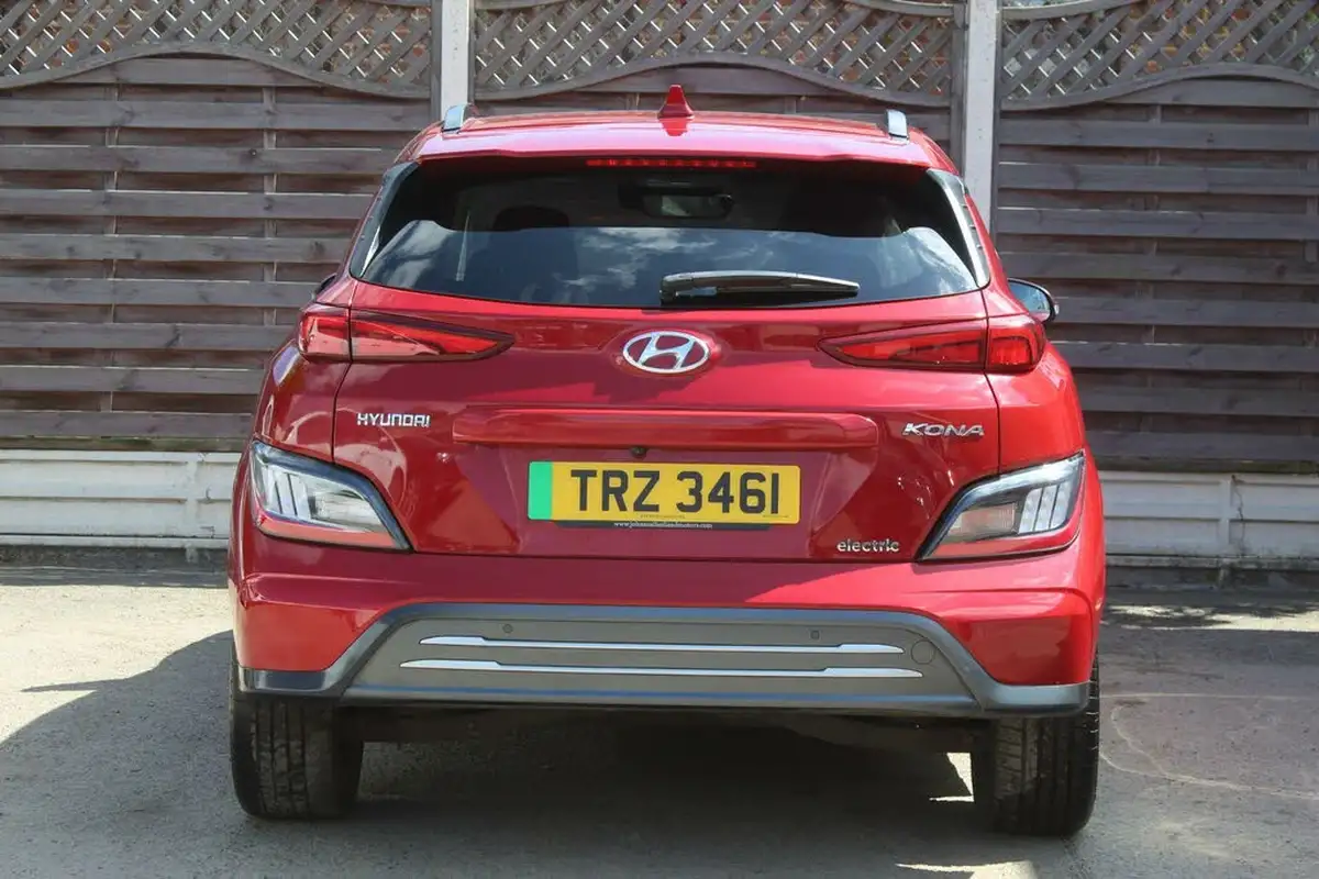 2022-hyundai-kona-e-premium-204ps-64kwh-7kw-obc-big-8