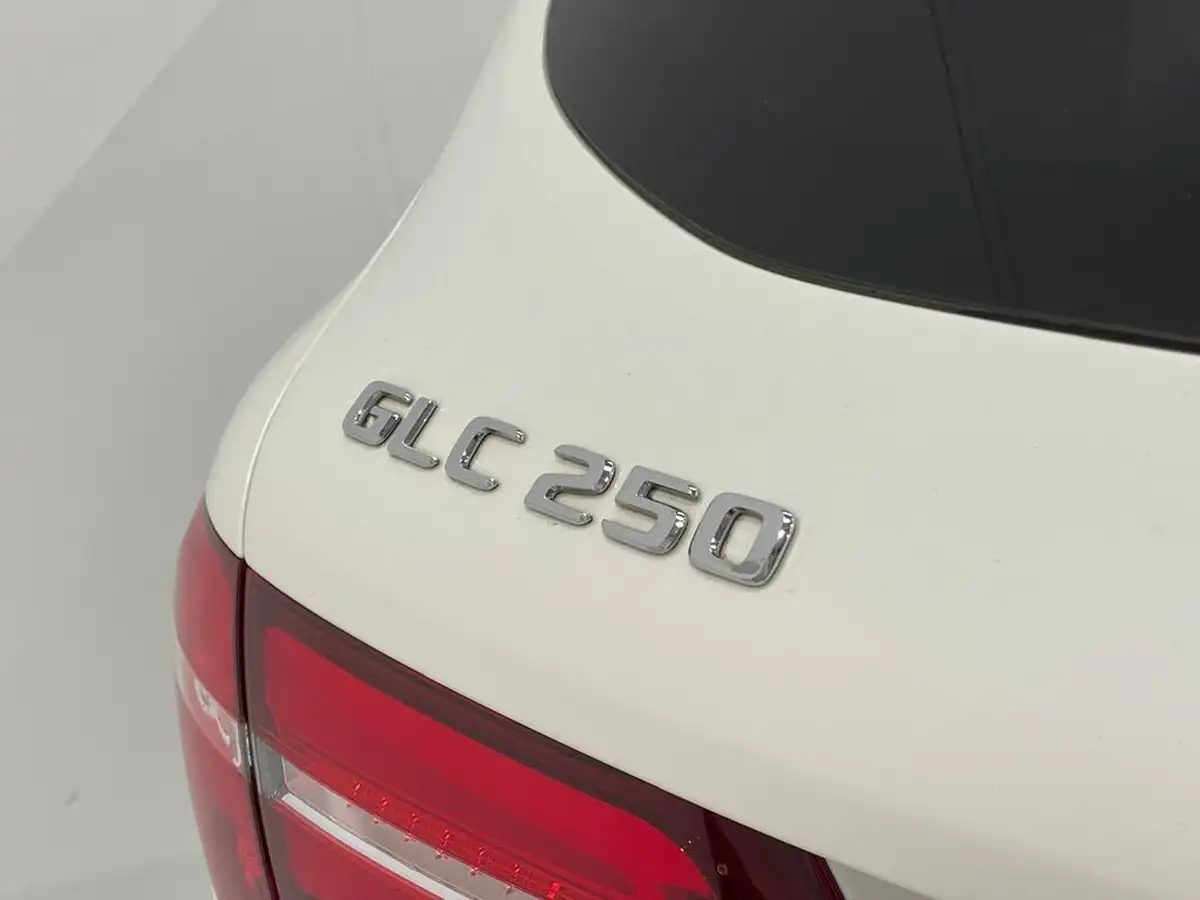 2019-mercedes-benz-glc-class-20-glc250-amg-night-edition-ss-big-47