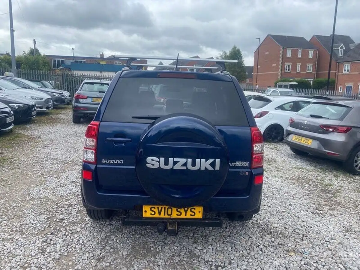 2010-suzuki-grand-vitara-19td-sz5-big-3