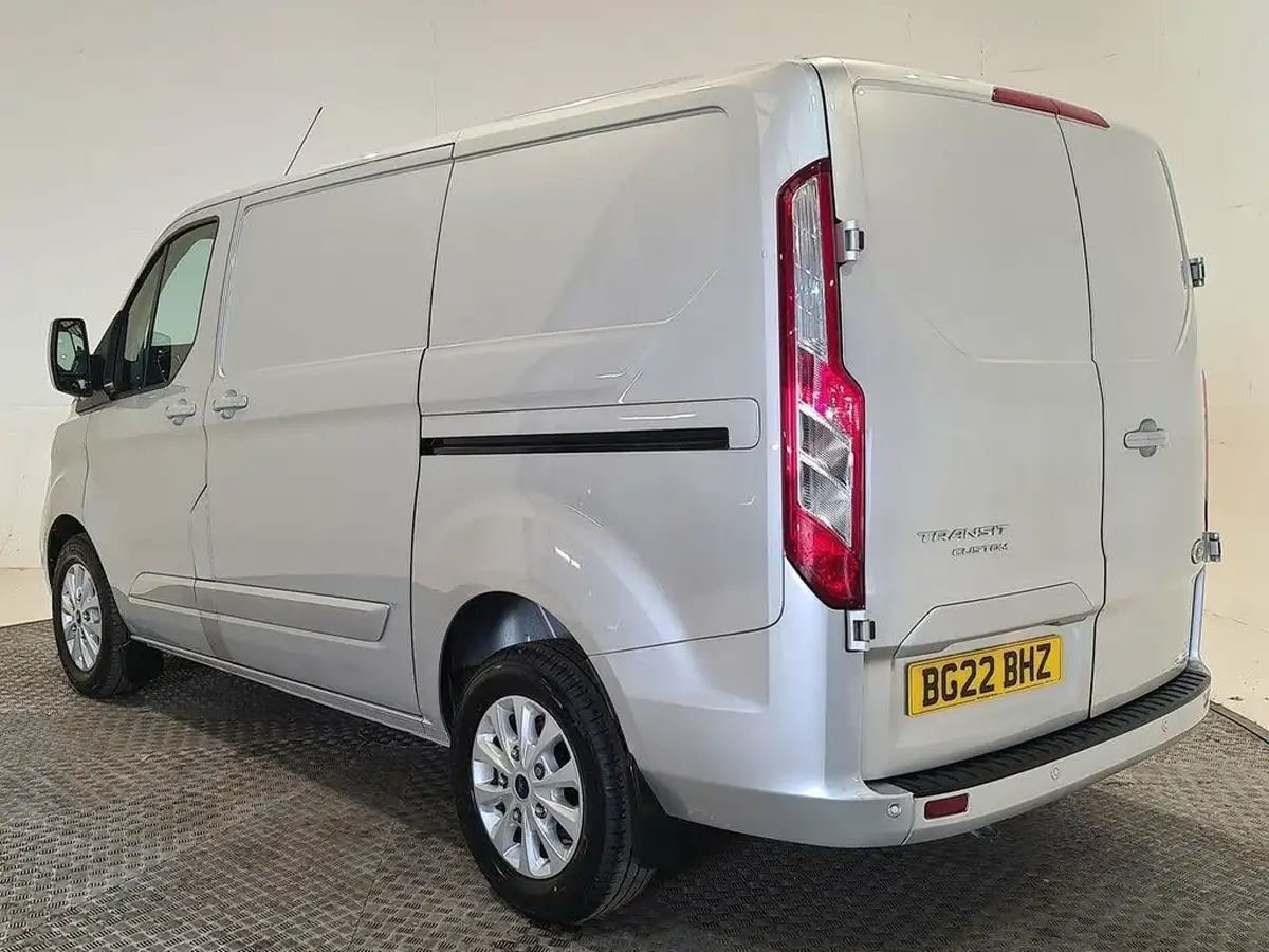 2022-ford-transit-custom-20tdci-280-l1h1-limited-130pseu6dt-big-3