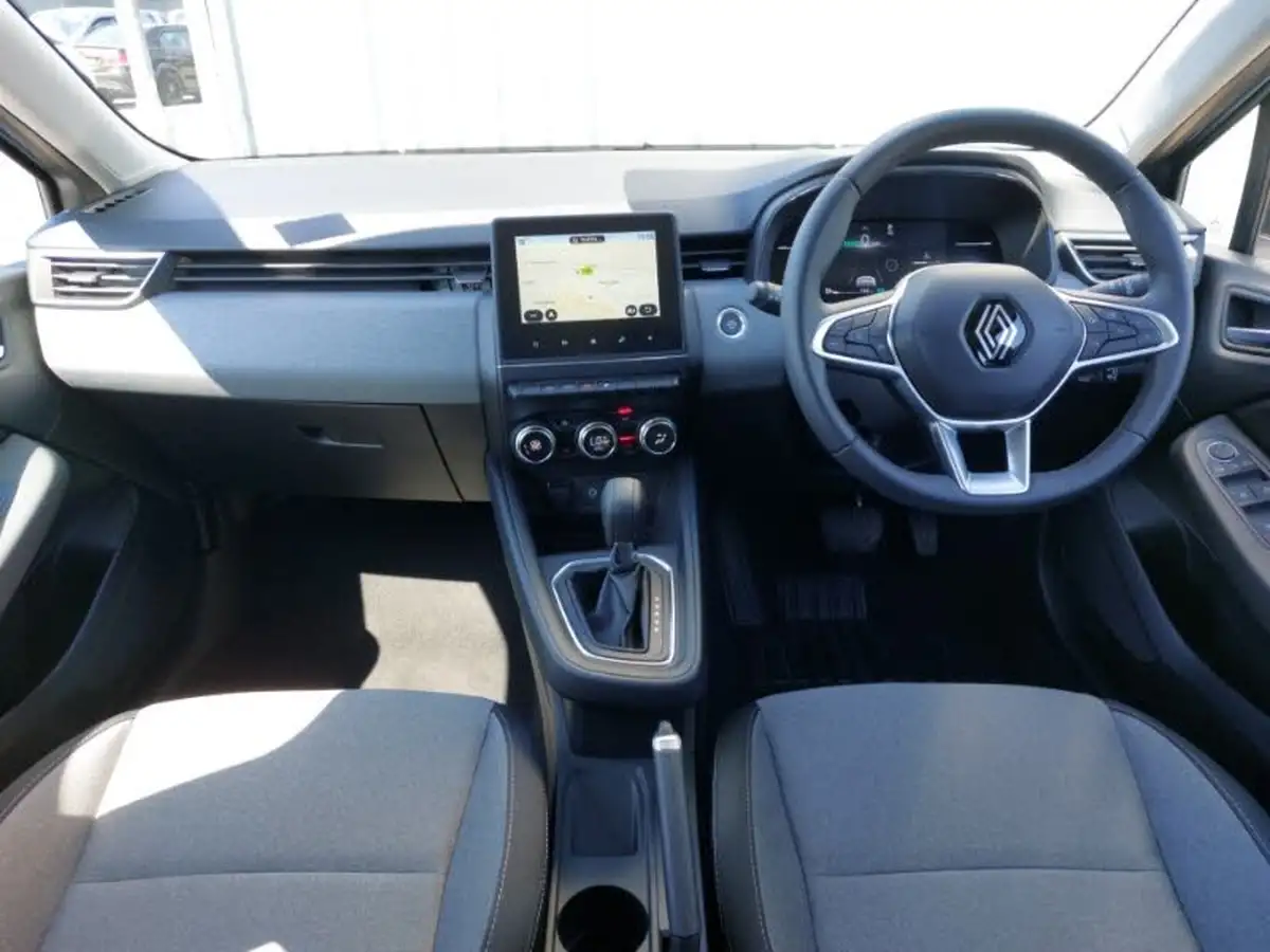 2024-renault-clio-16-evolution-big-2