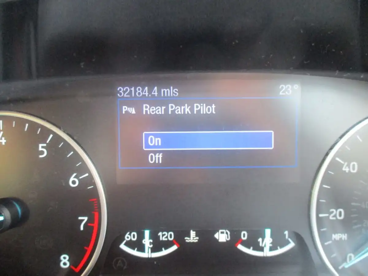 2018-ford-ecosport-10t-st-line-125ps-big-66