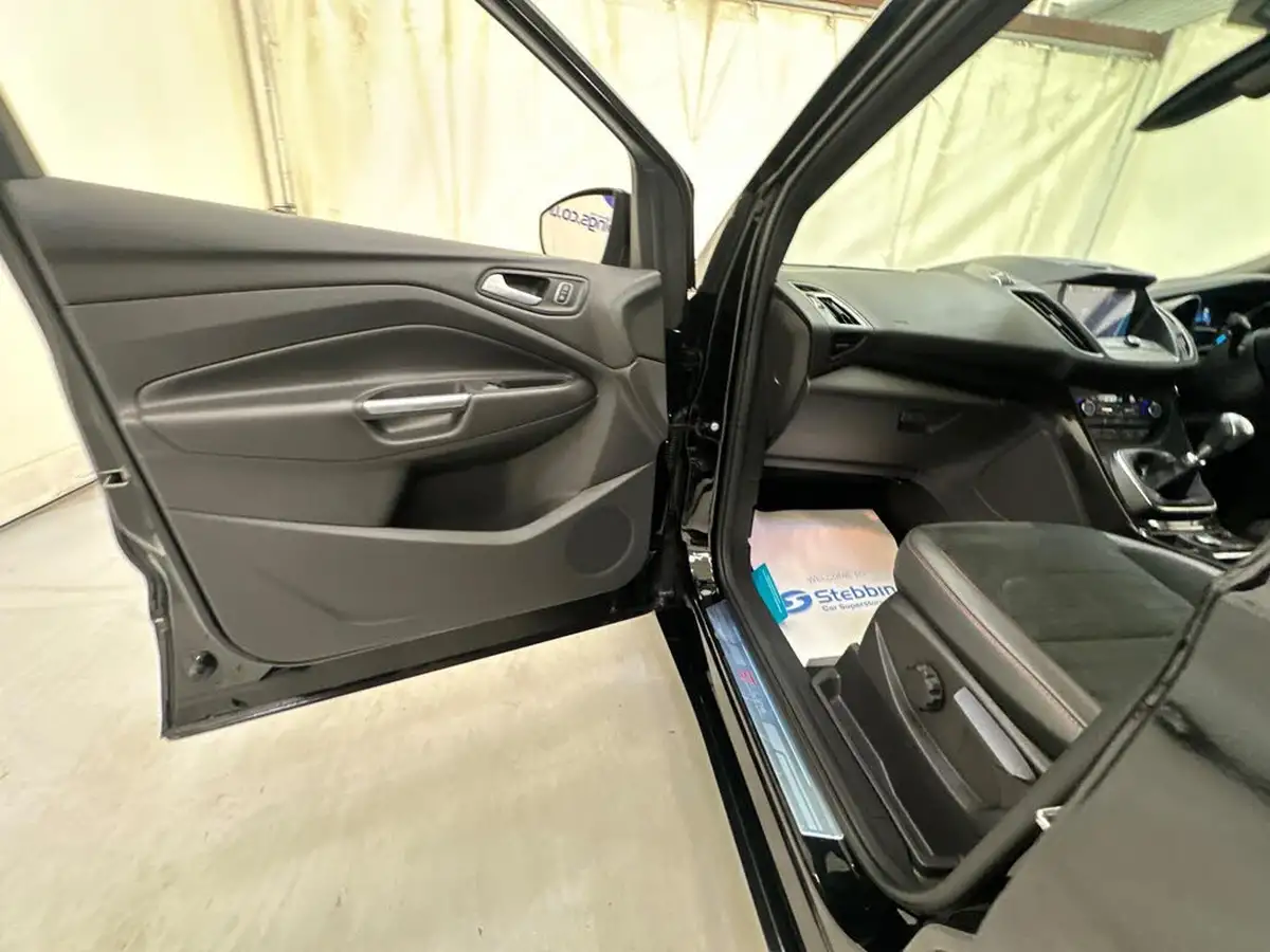 2019-ford-kuga-15tdci-st-line-ss-big-29