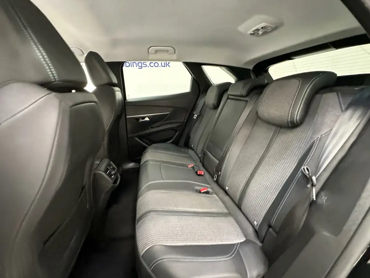 2022-peugeot-3008-suv-16-puretech-allure-premium-225bhp-hybrid-big-25