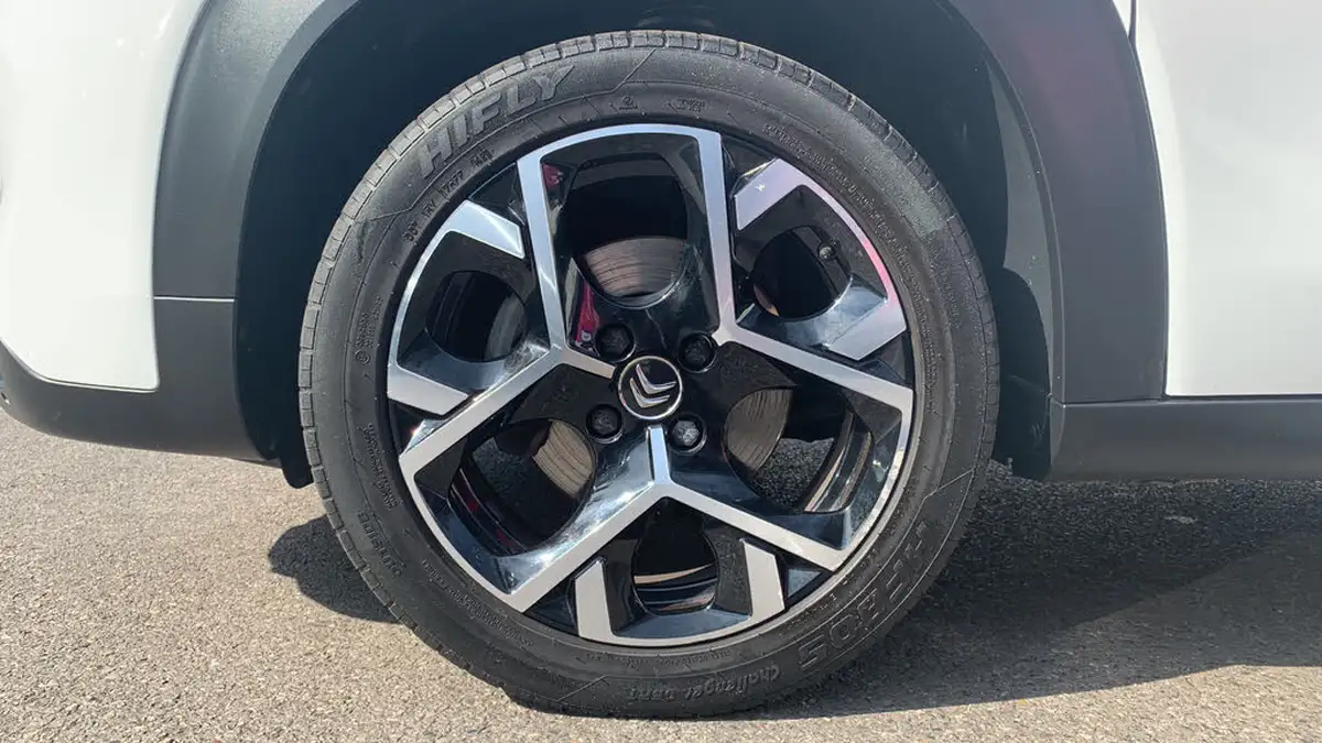 2021-citroen-c3-aircross-12-puretech-shine-plus-110ps-big-13