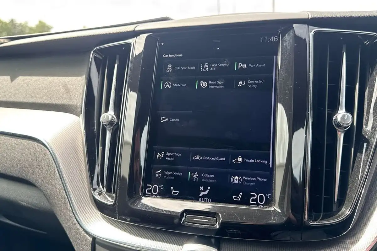 2020-volvo-xc60-20td-b4-r-design-awd-big-22