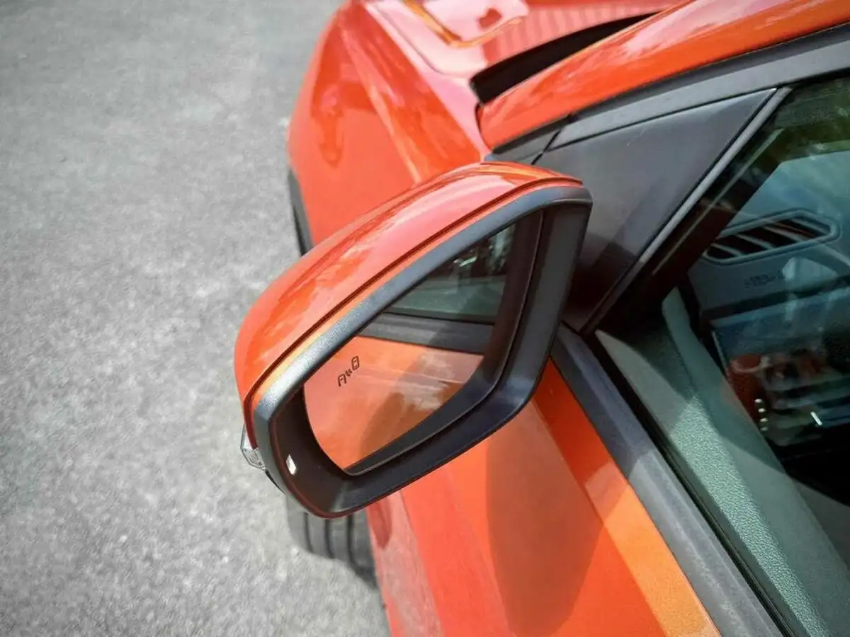 2022-volkswagen-t-cross-10-tsi-se-110ps-big-26