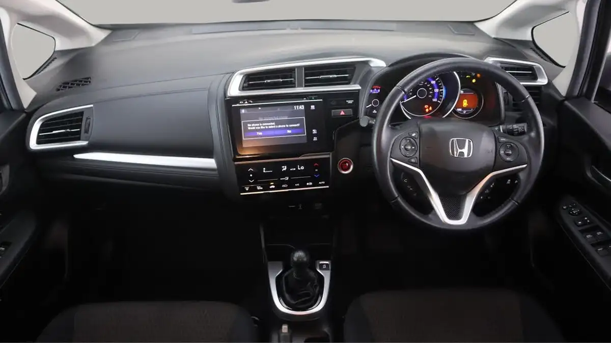 2018-honda-jazz-13-i-vtec-ex-navi-big-12