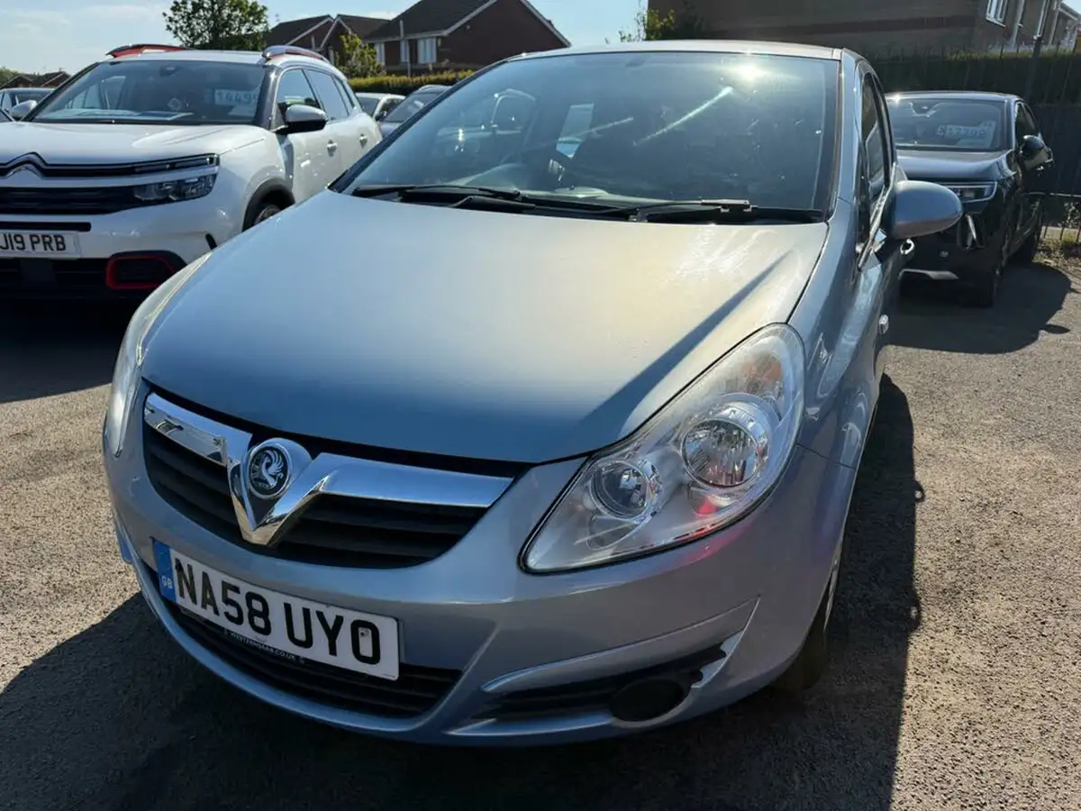 2008-vauxhall-corsa-12-life-16v-5d-big-10