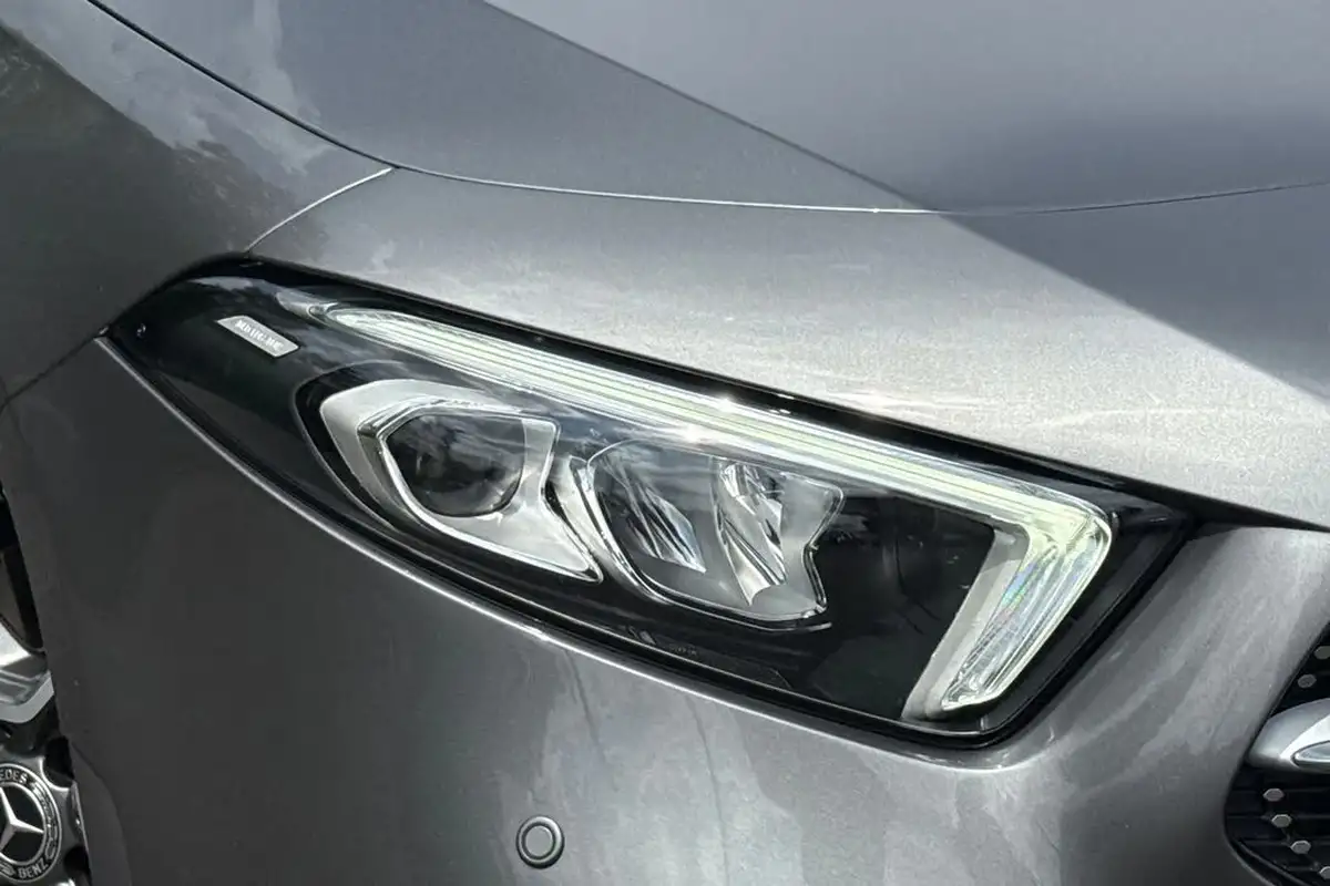 2021-mercedes-benz-a-class-20d-a220d-amg-line-hatchback-5d-big-25