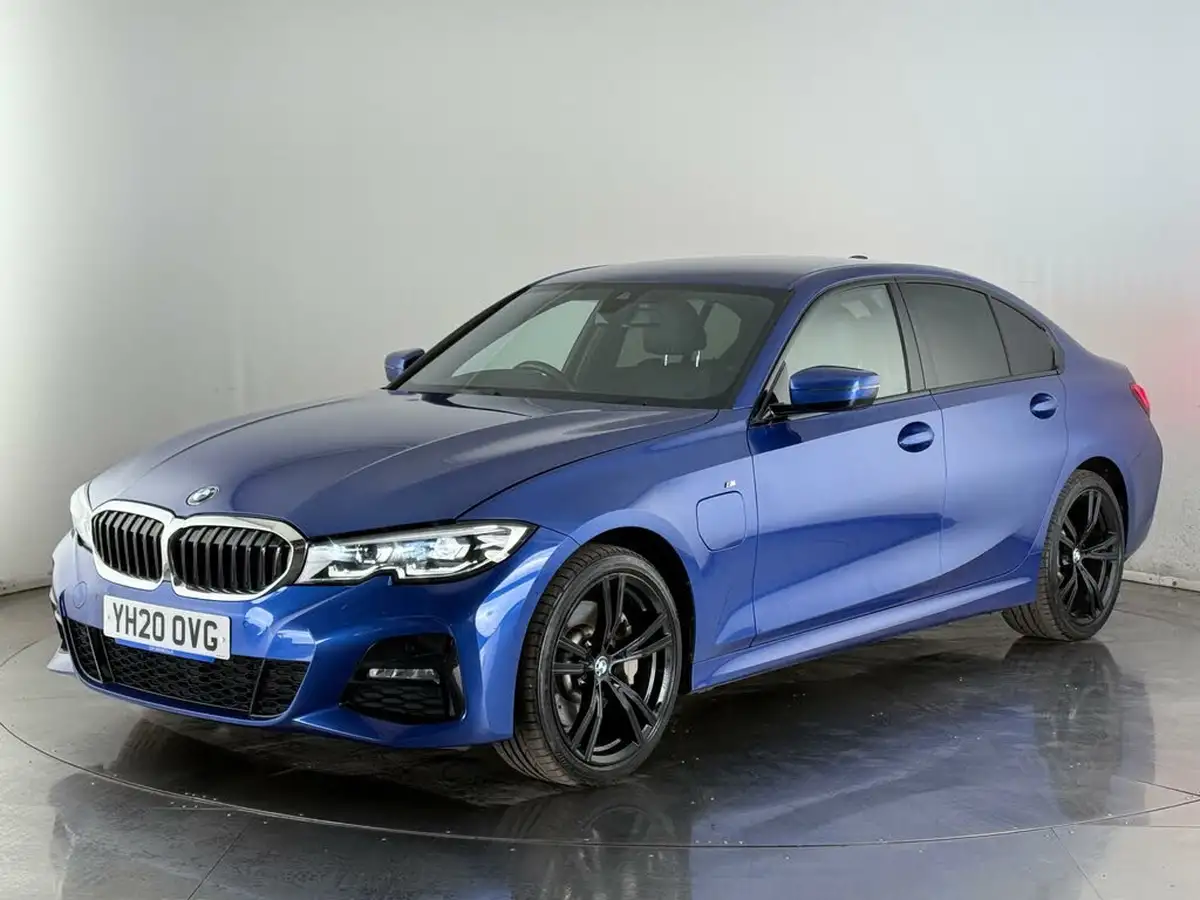 2019-bmw-3-series-20-330e-m-sport-plus-pack-big-3