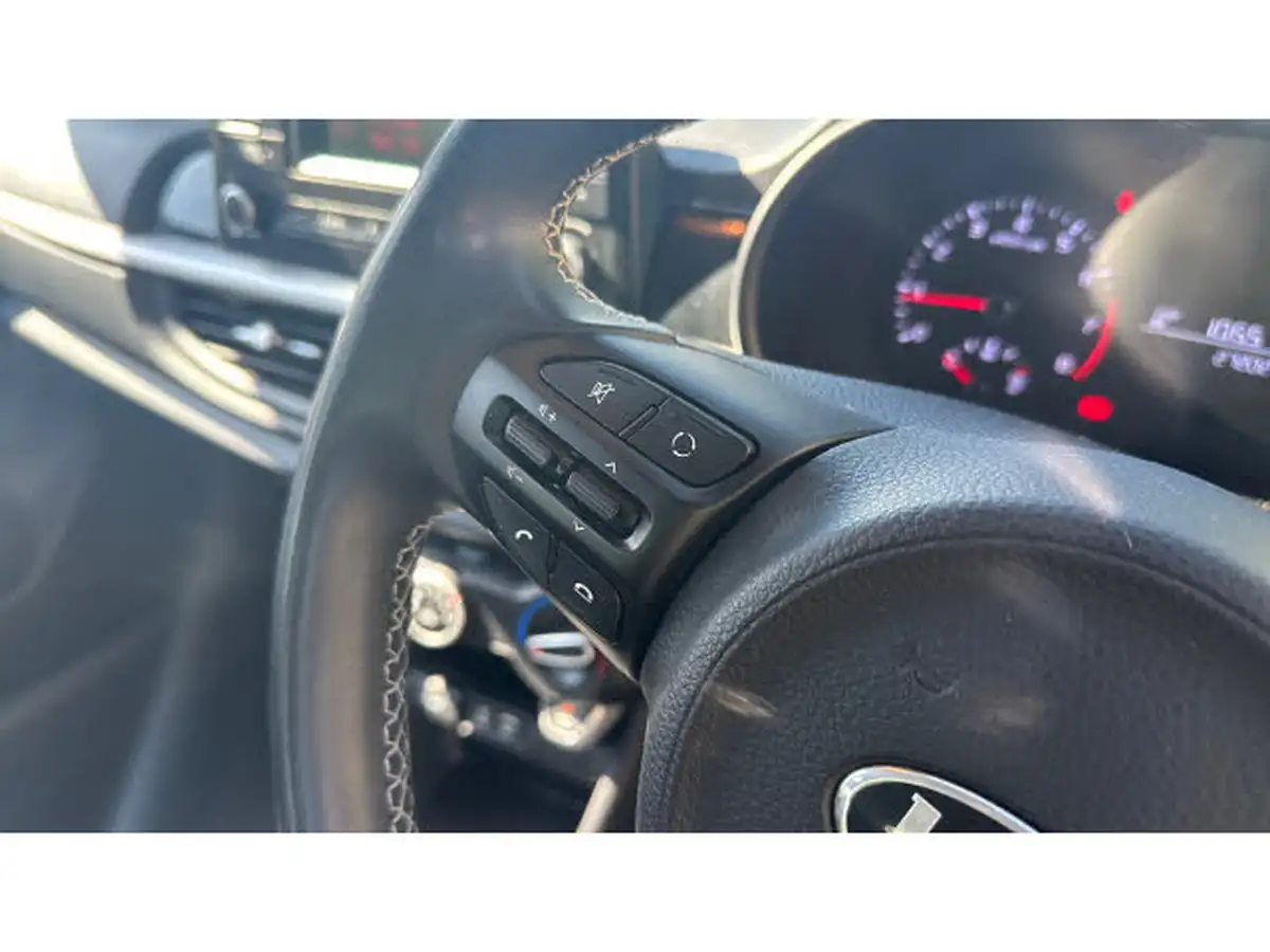 2017-kia-picanto-10-2-big-22
