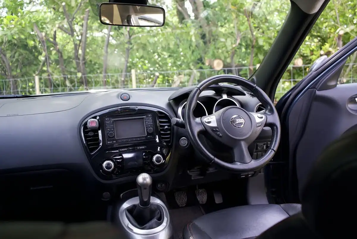 2012-nissan-juke-16-tekna-16v-1598cc-big-69
