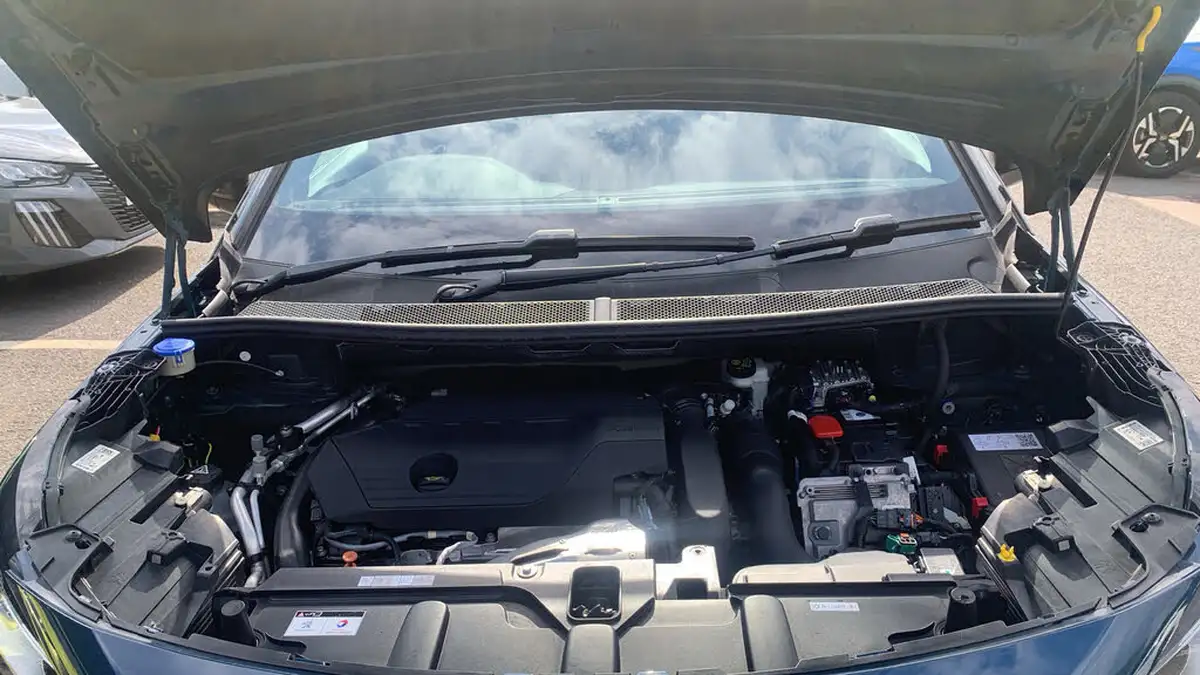 2022-peugeot-3008-suv-16-puretech-gt-premium-300bhp-4wd-hybrid4-e-eat8-big-17