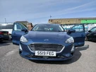 2019-ford-focus-10t-titanium-hatchback-small-2