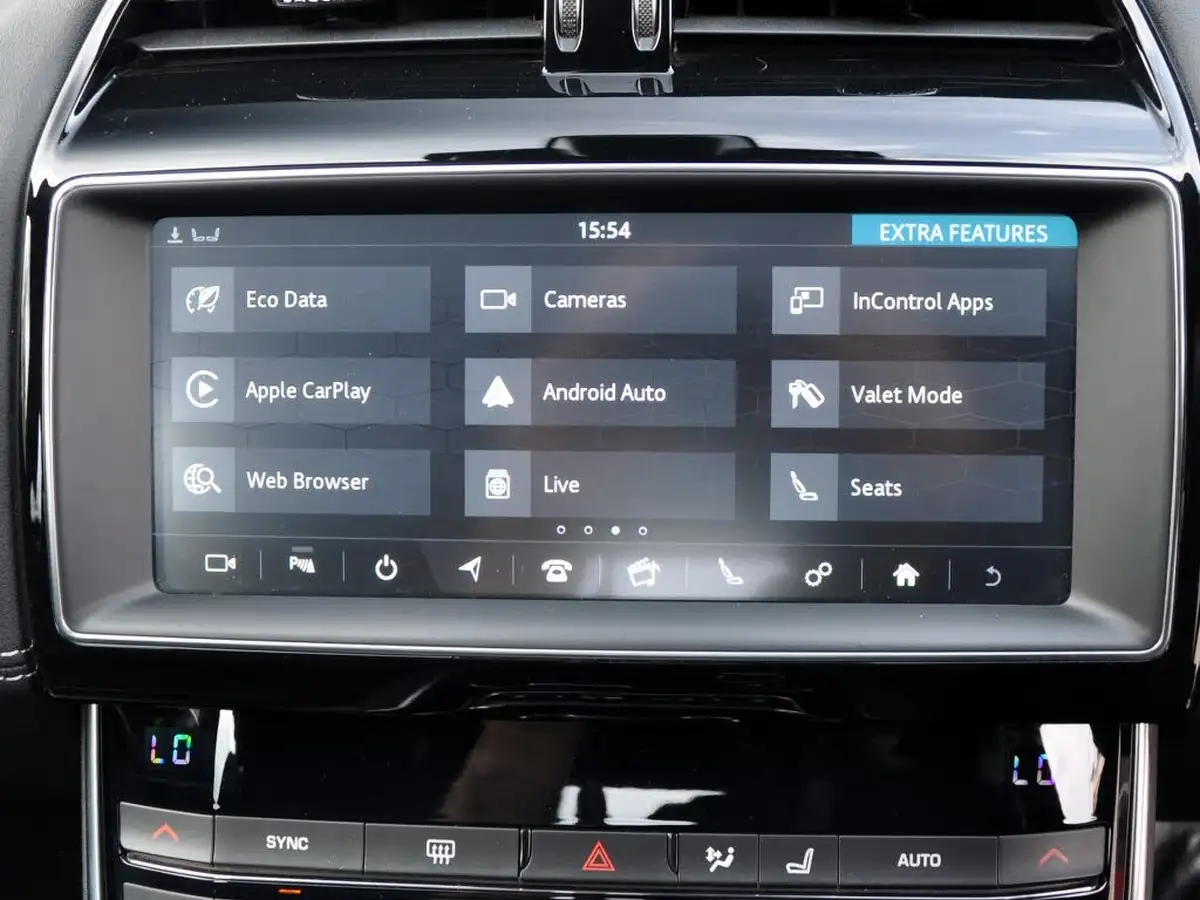 2018-jaguar-xe-20i-r-sport-200ps-1997cc-big-34