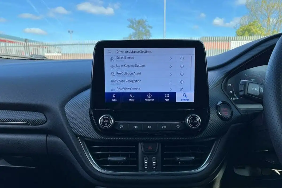2023-ford-puma-suv-15-st-big-28