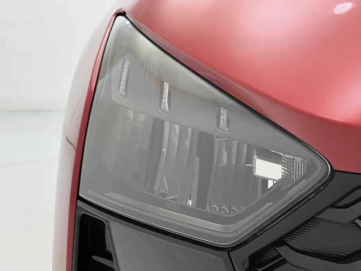 2024-hyundai-bayon-10-t-gdi-premium-100ps-two-tone-roof-big-34