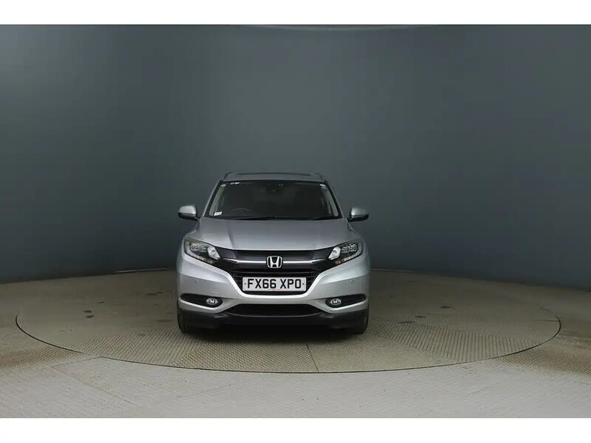 2016-honda-hr-v-15-i-vtec-ex-cvt-big-3