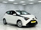 2020-toyota-aygo-10-vvt-i-x-play-small-6