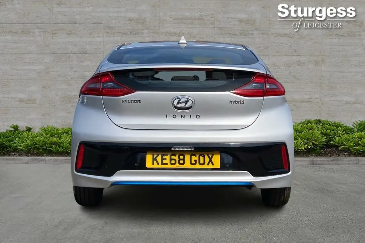 2019-hyundai-ioniq-16-gdi-premium-hybrid-big-5