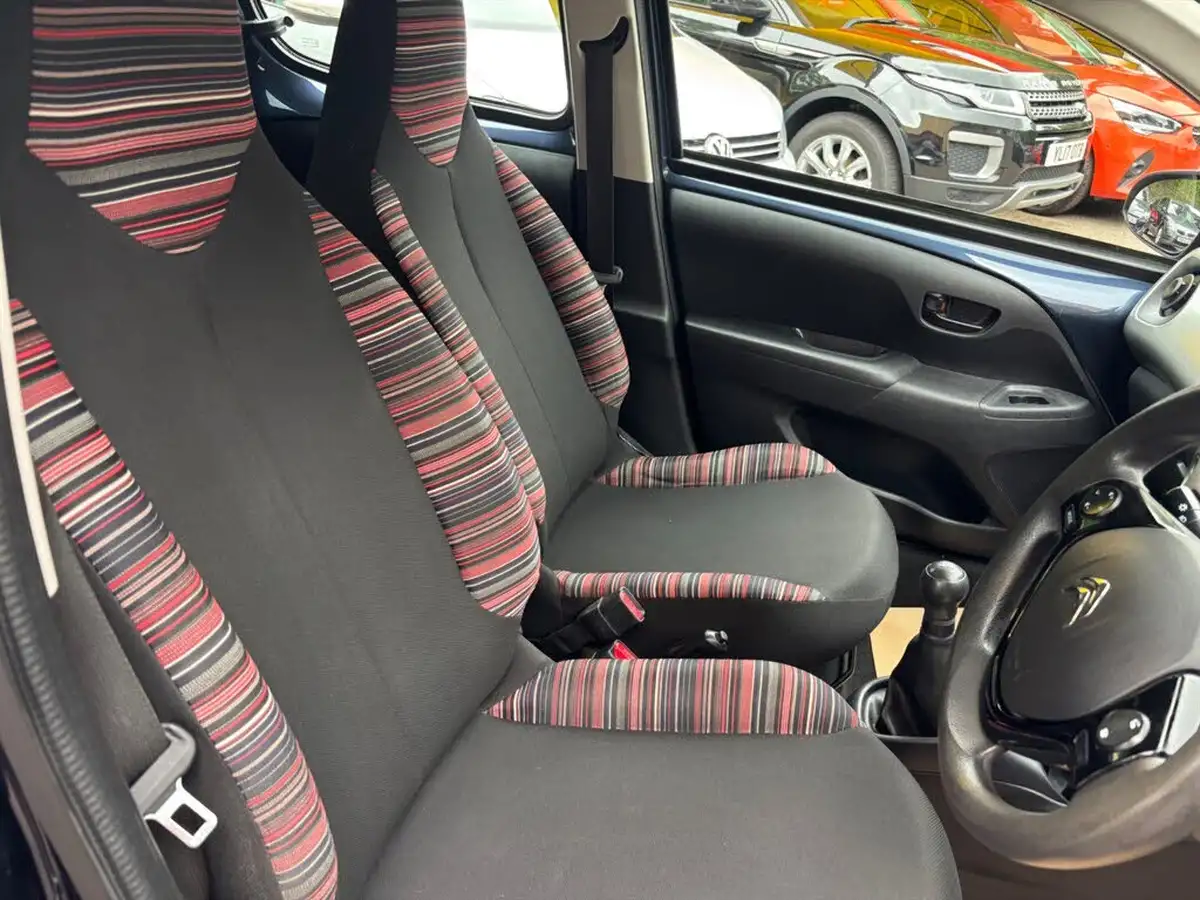 2016-citroen-c1-12-puretech-feel-81ps-5d-big-5