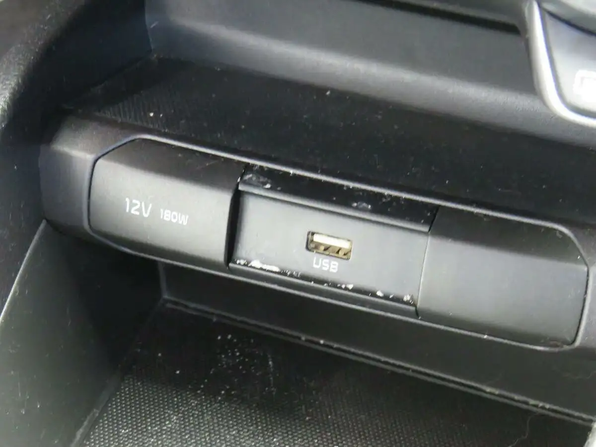 2020-kia-stonic-10-t-gdi-2-99bhp-big-17
