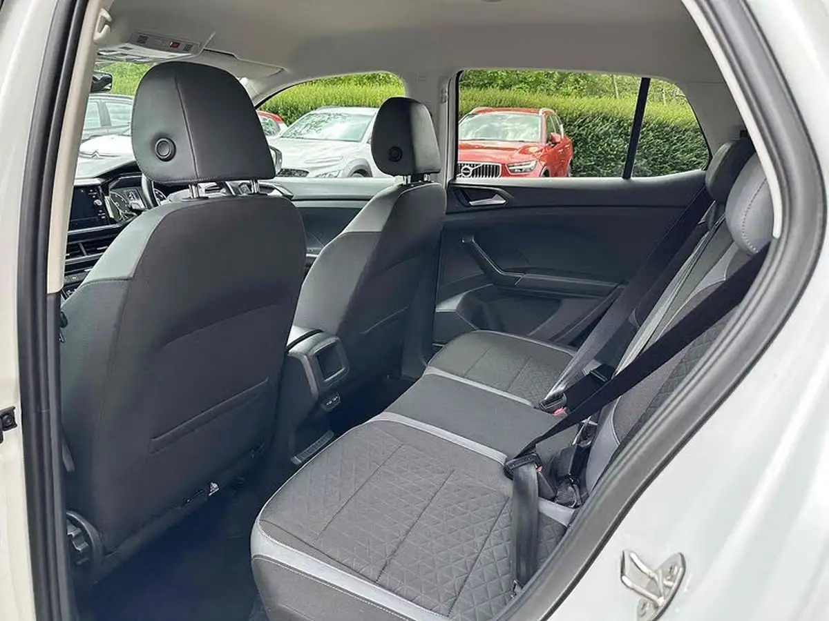 2022-volkswagen-t-cross-10-tsi-sel-big-27