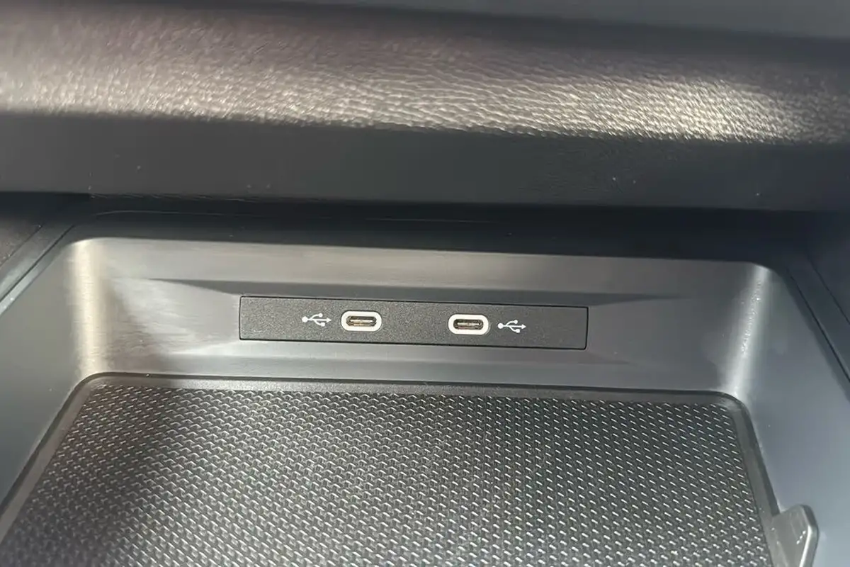 2023-cupra-leon-nf-14-e-hybrid-vz2-hatchback-big-48