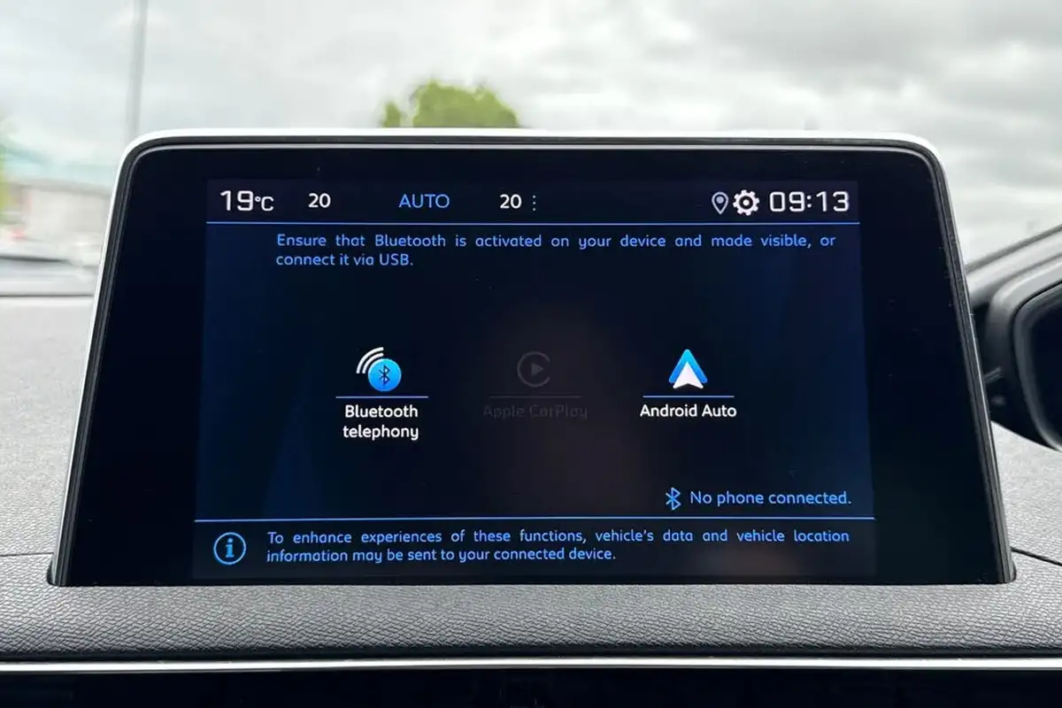 2022-peugeot-3008-suv-12-puretech-active-premium-big-40