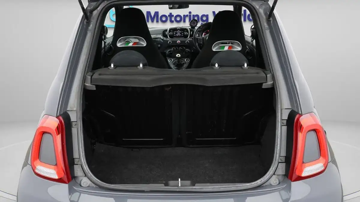 2019-abarth-595-14-tjet-big-16