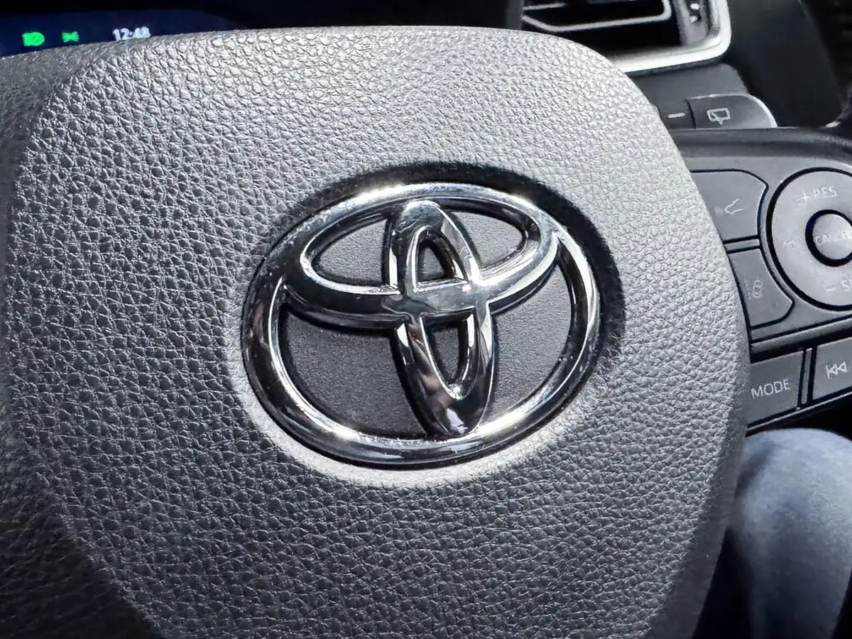 2023-toyota-rav4-25-vvt-i-dynamic-302bhp-plug-in-big-36