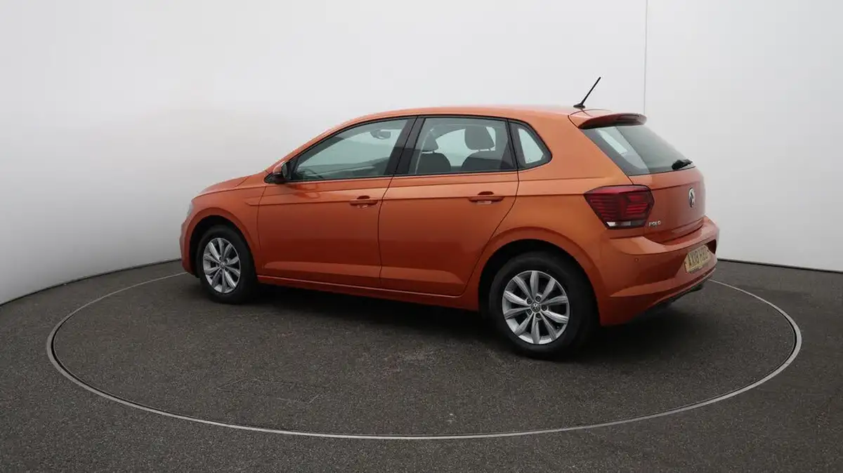 2018-volkswagen-polo-10-tsi-se-big-35