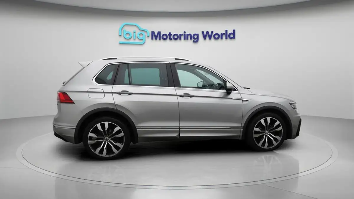 2018-volkswagen-tiguan-20tdi-r-line-150ps-4motion-ss-dsg-big-8