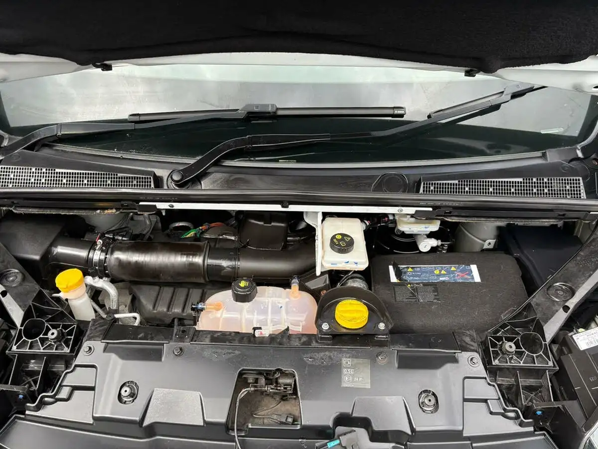2020-renault-trafic-20dci-ll30-energy-120-sport-big-29