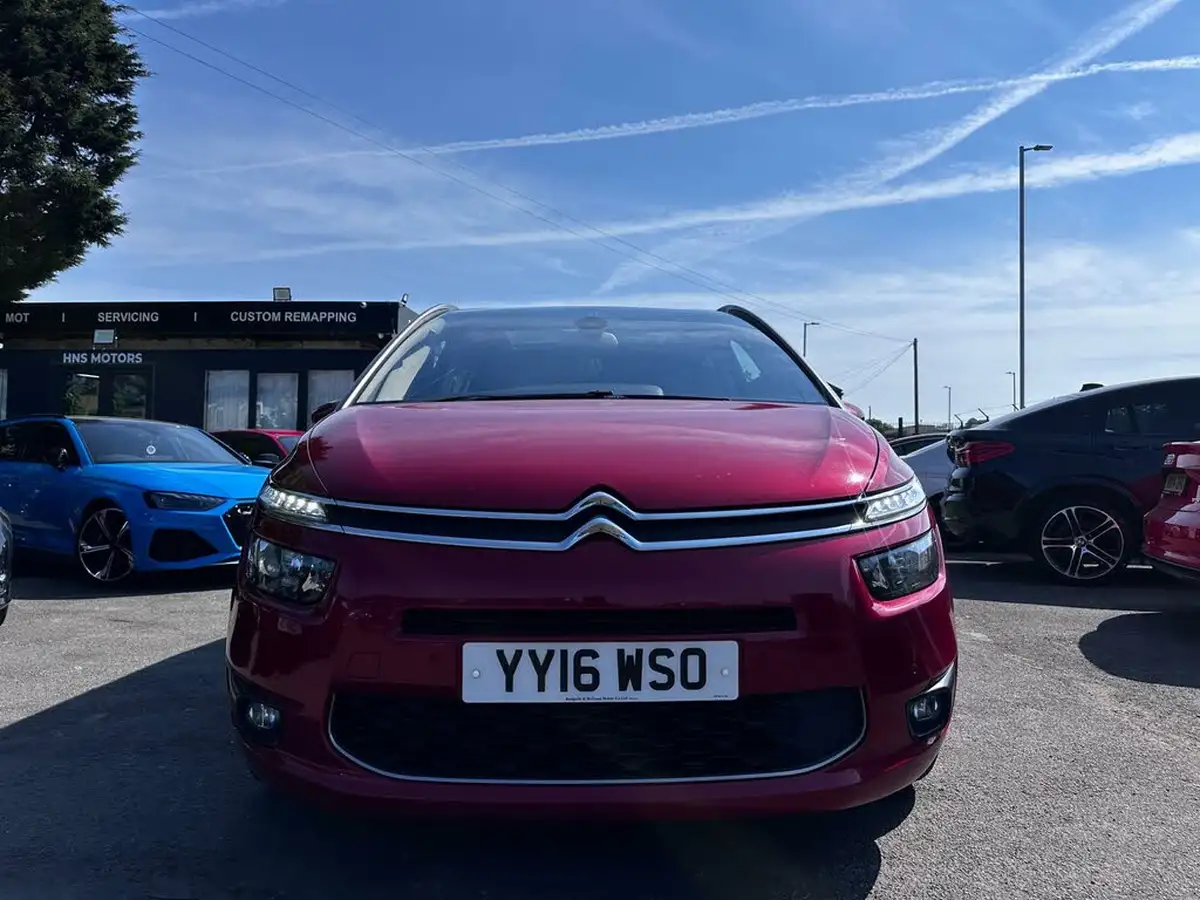 2016-citroen-grand-c4-picasso-20bluehdi-exclusive-big-3