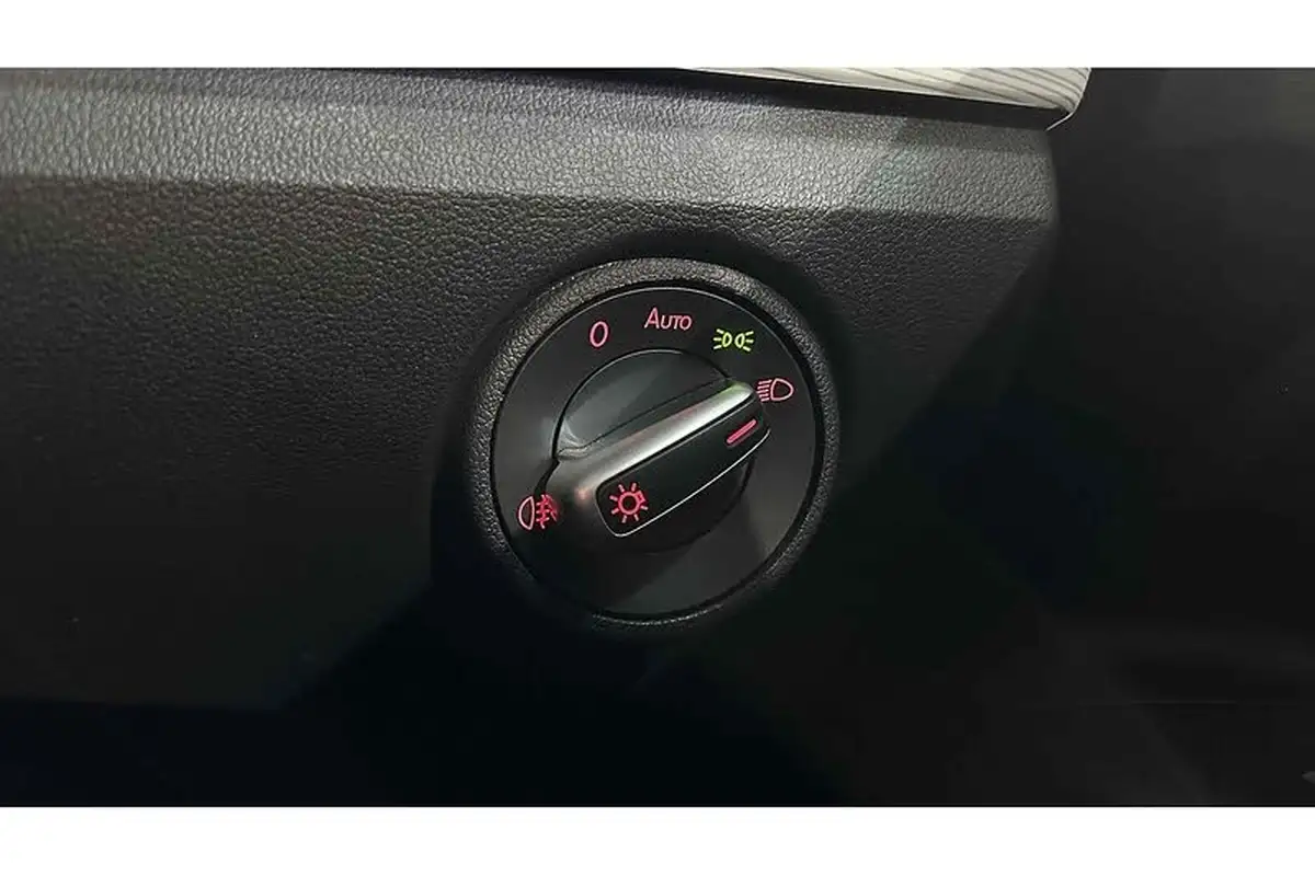 2021-seat-mii-e-big-31