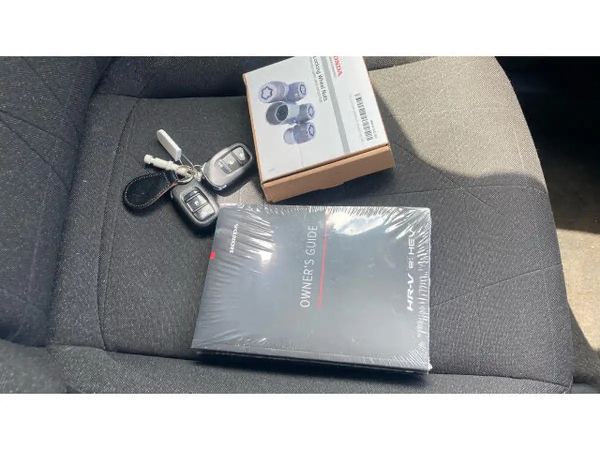 2024-honda-hr-v-15-i-mmd-elegance-big-21