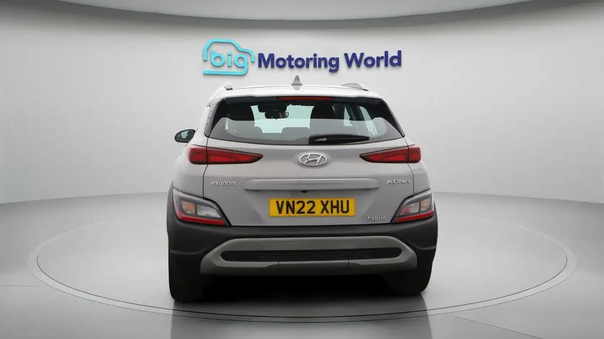 2022-hyundai-kona-16-gdi-se-connect-big-6