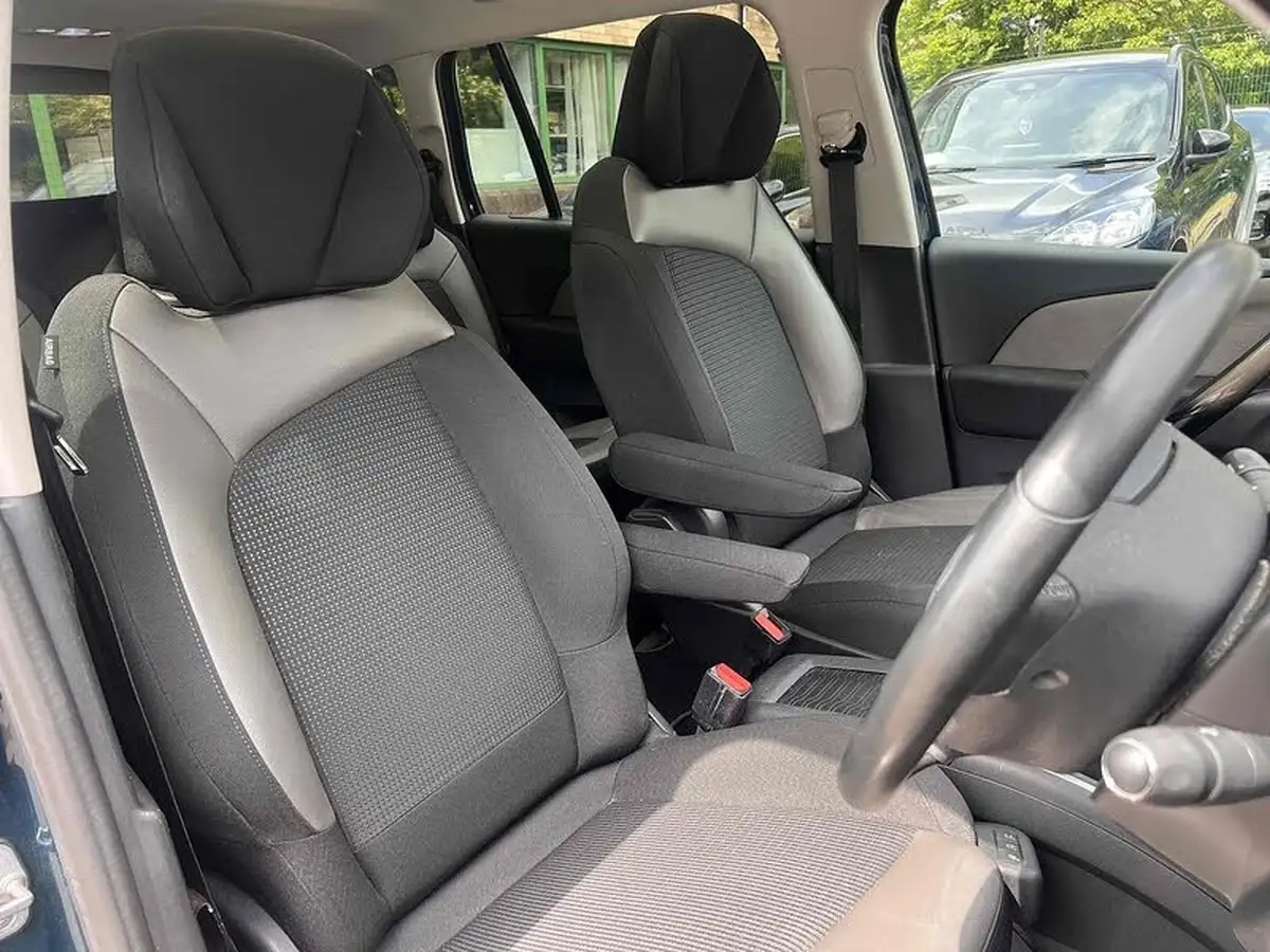 2020-citroen-grand-c4-spacetourer-15bluehdi-flair-plus-ss-big-1
