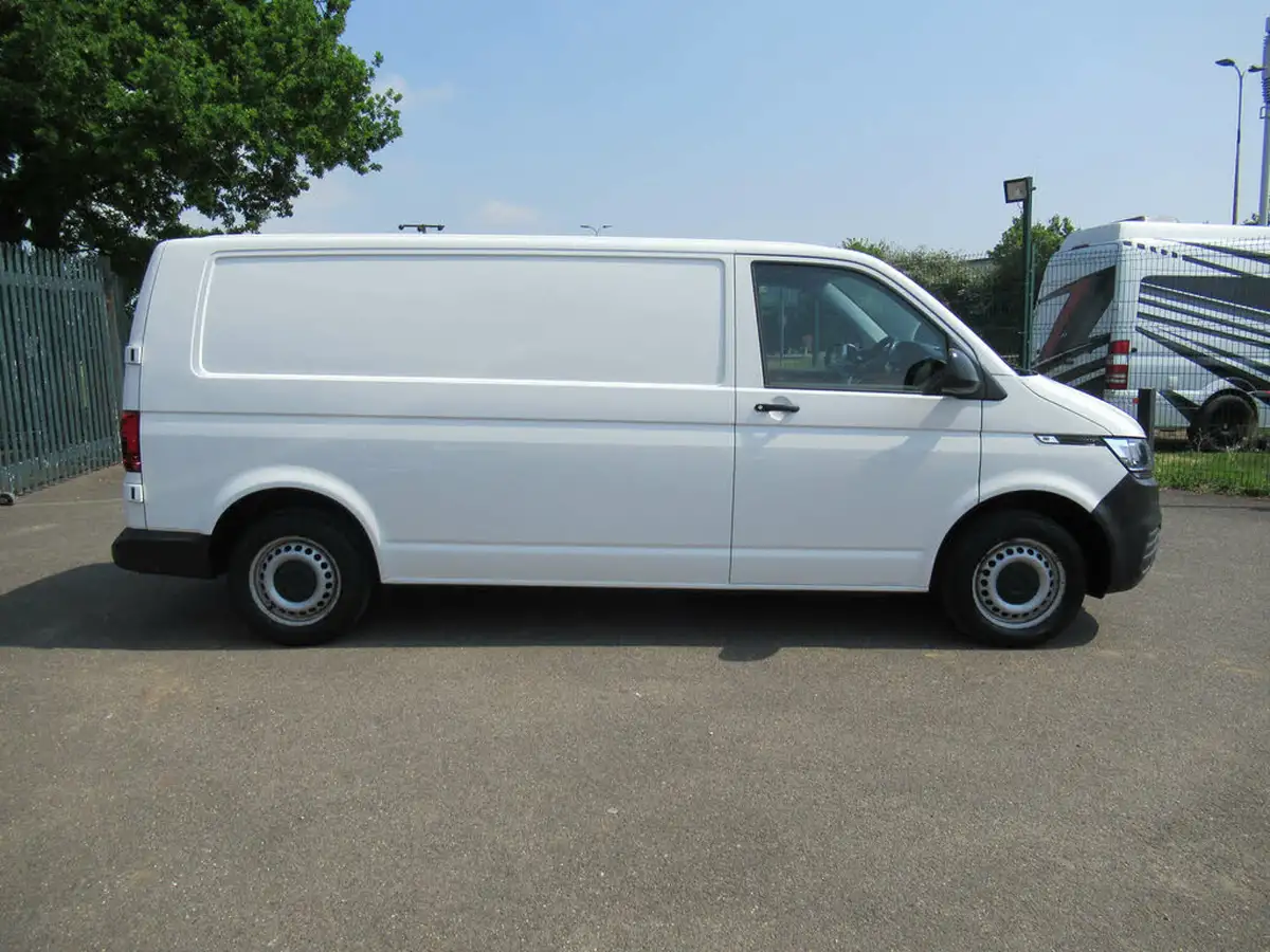 2020-volkswagen-transporter-20tdi-t28-startline-bmt-lwb-110pseu6dt-e-big-14