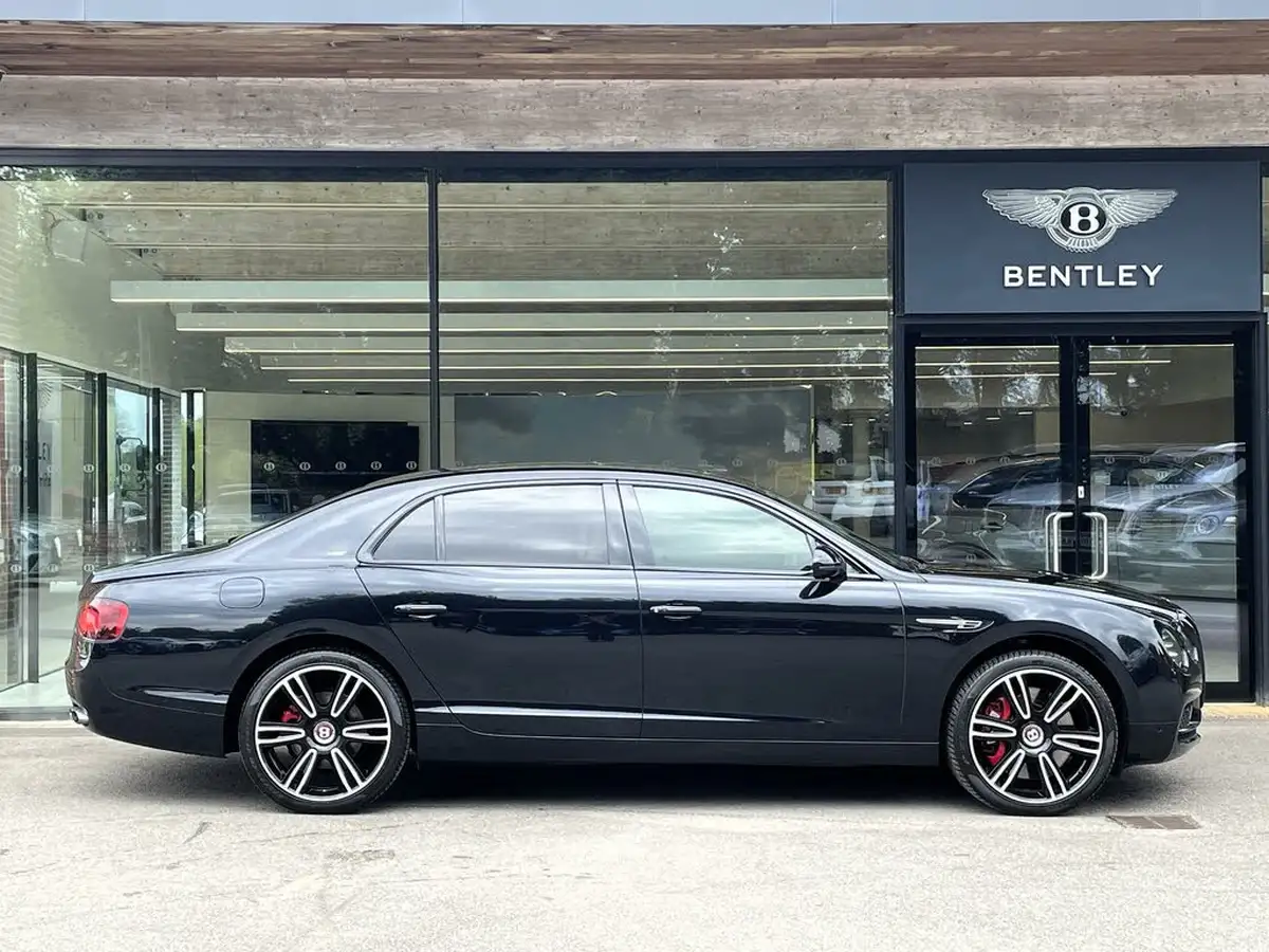 2016-bentley-flying-spur-40-v8-s-big-1