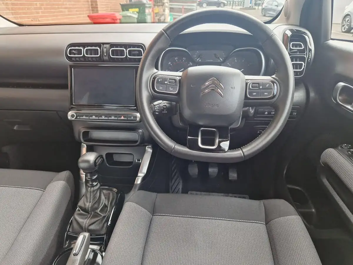 2022-citroen-c3-aircross-12-puretech-shine-110ps-big-34