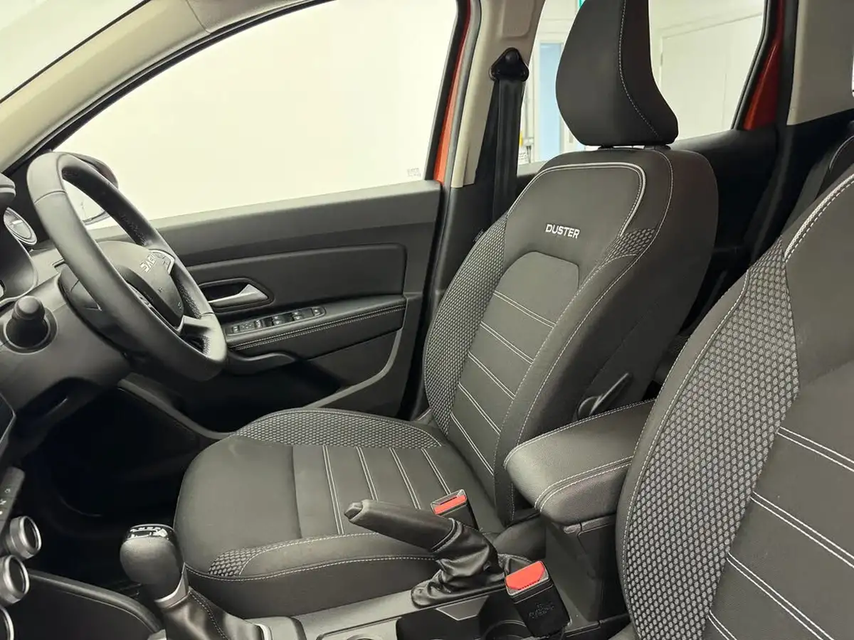 2024-dacia-duster-13-tce-journey-150bhp-1332cc-edc-big-14